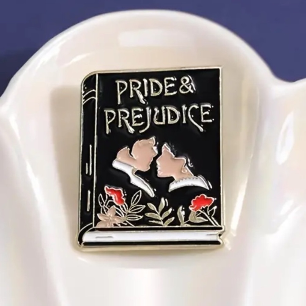 3/$25 Jane Austin’s “Pride and Prejudice” pin Romance, Period Literature, Book - Picture 5 of 11